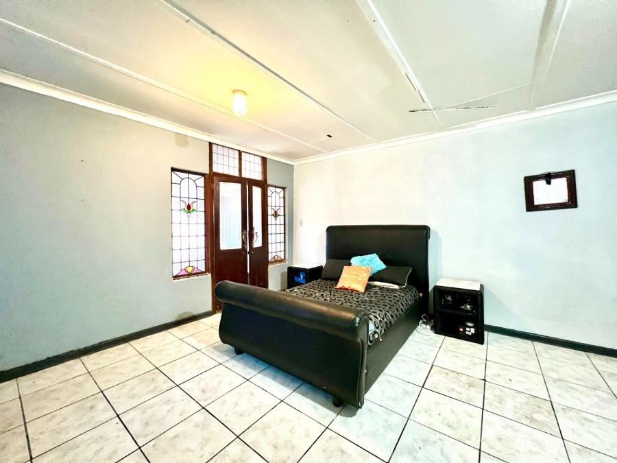 5 Bedroom Property for Sale in Potchefstroom North West